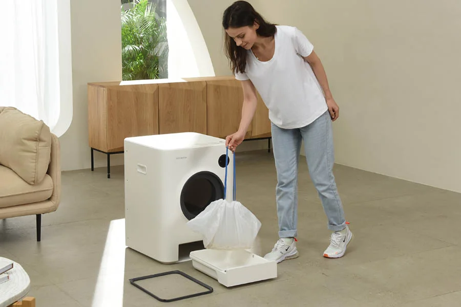 best self cleaning litter box for multiple cats